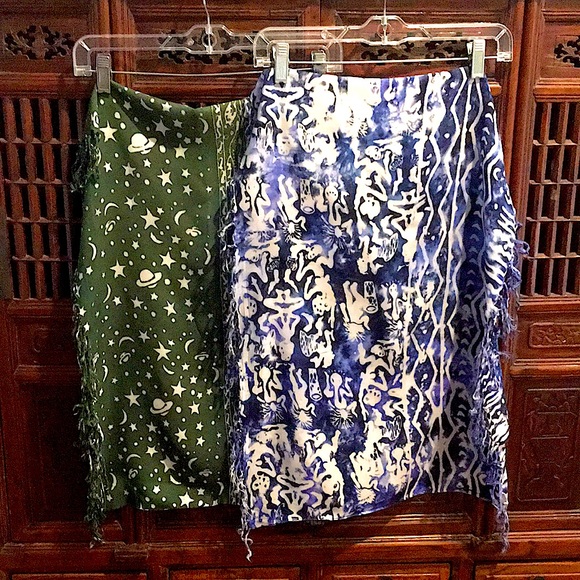 🌸 5/$35. 2 Indonesian Batik Sarong/Scarf. Tribal Print - Picture 1 of 5